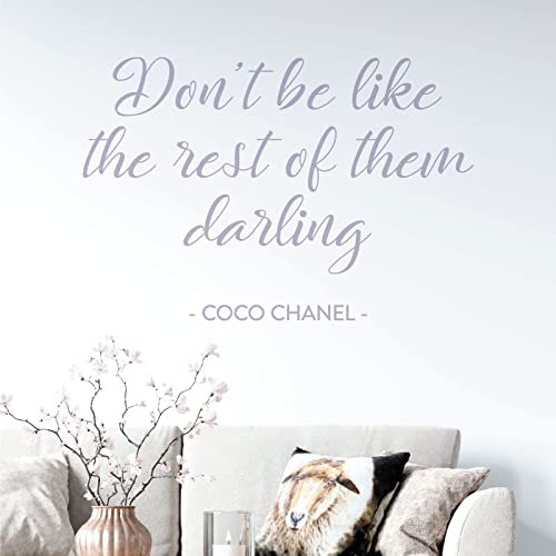 Wandtattoo mit Zitat Don't be Like The Rest of Them Darling, Coco Chanel XLarge (860 x 580mm) hellgrau