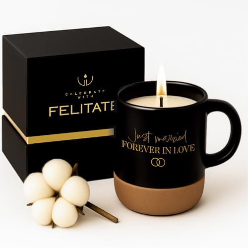 FELITATE Hochzeitsgeschenk, 2in1 Duftkerze in Tasse mit Spruch | Just married forever in love Geschenk zur Hochzeit für Brautpaar oder Valentinstag, Geschenkidee, Geschenkset