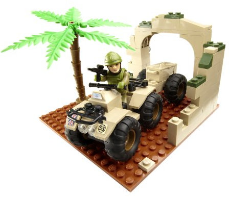 DOCTOR WHO Militär Bauspielset: Quad mit Anhänger und Infanteristen-Mikrofigur für Jungen ab 6 Jahren