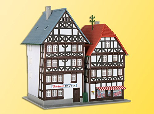 Kibri 36404 Timber Framed Houses (2)