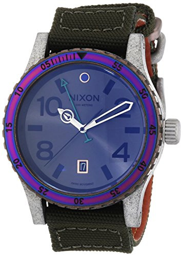 Nixon Herren-Armbanduhr XL Diplomat Surplus Antique Silver Analog Quarz Leder A2691765-00