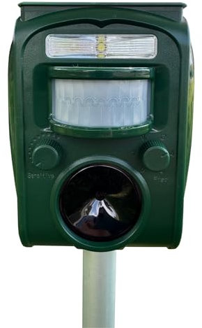 Selections Ultrasonic Cat Repeller (Solar Powered Batteries Included)