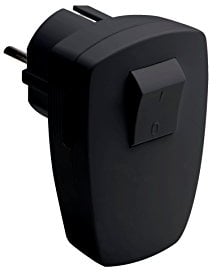 Meister Schutzkontakt-Stecker - schwarz - 250 V - 16 A - Mit 2-poligem Schalter - Maximaler Kabelquerschnitt 1,5 mm² - IP20 Innenbereich - Seitliche Einführung / Winkelstecker mit Schalter / 7421220