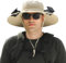 Sombrero de ala ancha para exteriores con 2 ventiladores solares para hombres y mujeres, UPF 50+, sombrero de pesca y playa con ventilador integrado, Caqui, Medium-XX-Large