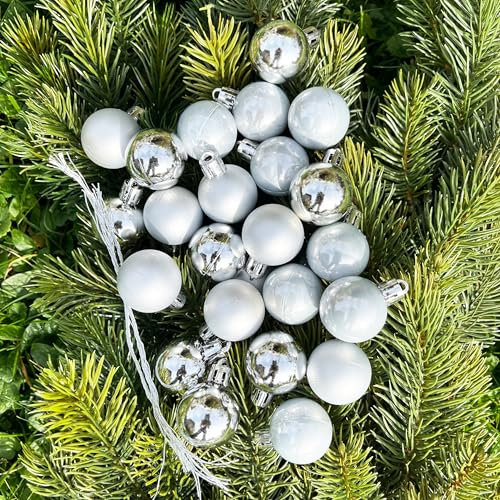 24 x Mini Baumkugeln Ø 3 cm zum Hängen - Bruchsicher aus Kunststoff - Baumschmuck für Innen und Außen - Kleine Christbaumkugeln (Silber (matt + Glanz))