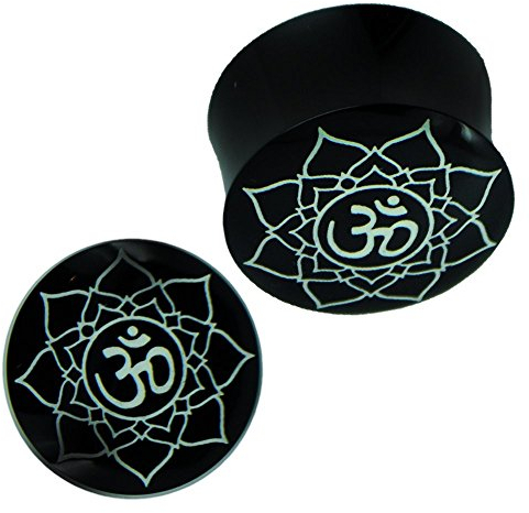CHICNET Plug Horn weiße Gravur Om Blume handgeschnitzt schwarz Piercing 06 mm