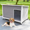 zooprinz Exklusive Hundehütte Jacky – aus wetterfestem & massivem Holz mit Metallrahmen, Dach zum Öffnen, Lamellentür & Kunststofffüßen – Hundehütte für Indoor und Outdoor (Hellgrau, L)