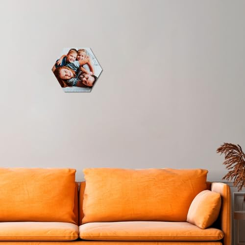 FLYERALARM Hexagon Fotokachel 21 x 18 cm I Fotowand mit eigenem Bild gestalten I Inklusive Montagematerial I Personalisierte Geschenke I
