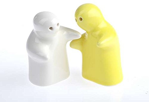 2x Salz- und Pfefferstreuer Pärchen, Umarmende, Liebende, Geister, Gespenster, die wohl süßesten Salzstreuer schöne Handarbeit, bestehend aus 2x Pärchen Salzstreuer Pfefferstreuer (Hellgelb)