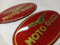 coppia adesivi per motocicletta resinati 3d dimensioni compatibili con modelli guzzi dimensioni: 85 x 50 mm (rosso oro)