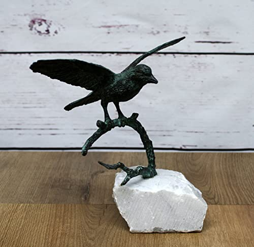 Unbekannt Bronzefigur von einem auf einem AST sitzenden Vogel