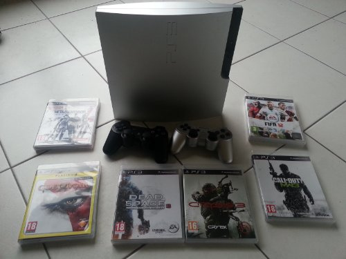 Console PS3 320 Go argent + Manette PS3 Dual Shock 3 - argent + Call of Duty Modern Warfare 3