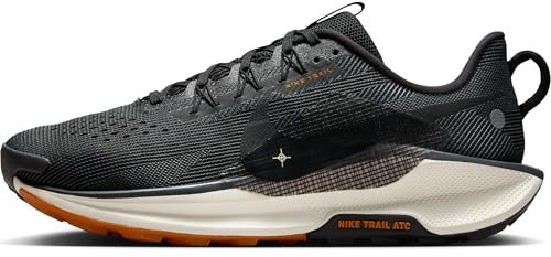 Nike Pegasus Trail 5 Herren Traillaufschuh, Black/Off Noir-Monarch-Pale Ivory, 44.5 EU