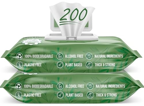 Pippa & Max Compostable Dog Wipes - Biodegradable Pet Cleaning for Full Body, Eyes, Ears, Bum & Paws - 200 Sensitive Grooming Wipes for Dogs, Puppies & Cats (Fragrance-Free)