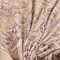 Tessuto per tappezzeria e arredamento viola con effetto lucido oro e motivo damascato moderno (al metro)