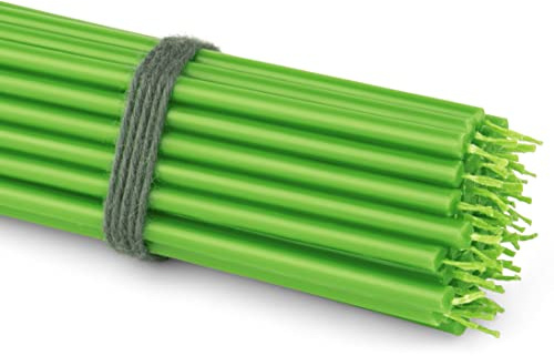 NKlaus 50x dünne Paraffin-Stabkerzen, Grün, 16cm, ruß- und tropffrei | Die grünen Kerzen sind 16cm lang, ruß- und tropffrei und haben eine lange Brenndauer