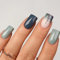24 Pièces Faux Ongles Court Carrés Français Bleu Brillant Ongles à Coller Naturel Acrylique Bâton sur Les Ongles avec Autocollants Adhesif pour Femmes et Filles