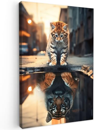 MuchoWow© Katzenbilder auf Leinwand Groß 80x120 cm XXL Wandbilder Schlafzimmer Home Deko Wohnung Bild Wohnzimmer Fotoleinwand Wand Bilder Wall Decor Katze - Spiegelbild - Tiger - Straße - Katzen