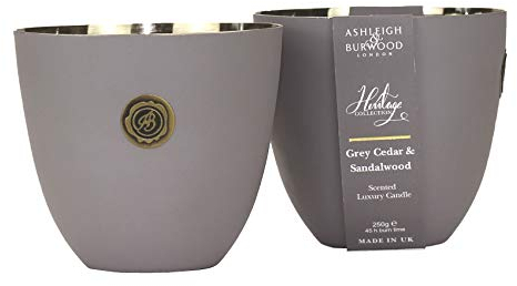 Ashleigh & Burwood The Heritage Collection Duftkerze aus Zedernholz und Sandelholz, Grau