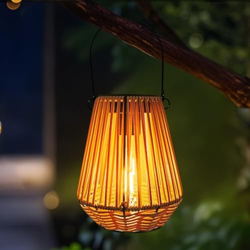 Solarlaterne für Außen, Rattan Dekorative Stimmungslichter, Balkon Deko Wetterfest, Solartischlampe Dekorieren Garten, Terrasse, Patio, Patio, Terrasse, Veranda, Bäume, Rasen, Pfad (01)