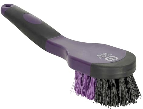 Imperial Riding Hufbürste IRH Grip, robuste Hufbürste mit effektiven Borsten, Bürste mit ergonomischem Griff für gründliche Hufreinigung, Brombeere