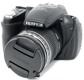 Fujifilm Finepix HS10 Digitalkamera (10 Megapixel, 30-fach opt.Zoom, 7,6 cm Display, Bildstabilisator) schwarz