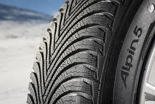 Michelin Alpin 5 FSL M+S - 215/55R17 94V - Winterreifen