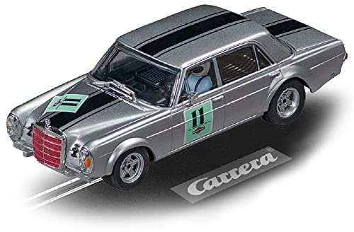 Carrera Evolution - 20027757 I Mercedes Benz 300 SEL 63 AMG I Maßstab 1:32 I Detailgetreue Darstellung I Front & Rücklichter I Klassiker für Junge & Mädchen I Ein Stück Rennsportgeschichte für Zuhause