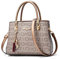 NICOLE & DORIS Elegante Handtasche Mode Schultertaschen Designer Frauen Umhängetasche Shopper Tote Tasche Damen Neue Henkeltasche mit Quaste Anhänger