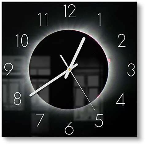 DEQORI Glasuhr | 30x30 cm | Motiv Sonnenfinsternis | ausgefallene leise Design Uhr aus Glas | Wanduhr für Wohnzimmer & Küche | moderne Hingucker Uhr für die Wand