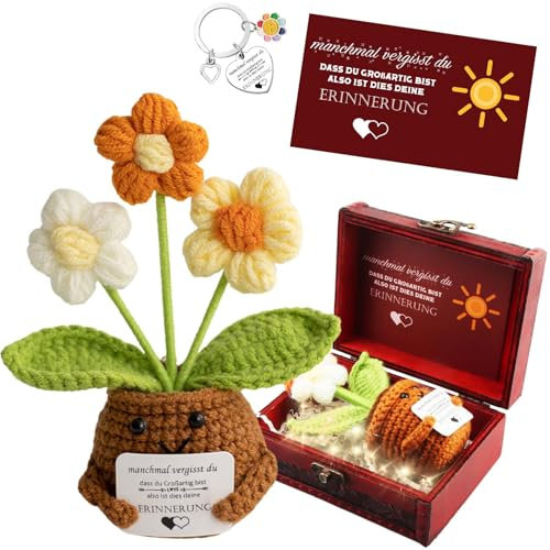 Dankeschön Geschenke Klein – Pocket Hug Deutsch Positive Gestrickte Mehrfarbig Blumenstrauß mit Schlüsselanhänger & Grußkarte im Vintage-Schatztruhe – Glücksbringer für Freunde Kollegen Eltern (A)