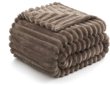 MIULEE Kuscheldecke Flauschig Decke Fleecedecke Flanell Einfarbig Wohndecken Couchdecke Flauschig Überwurf Mikrofaser Tagesdecke Sofadecke Blanket Für Sofa Schlafzimmer 60x80Inch 150x200cm Braun