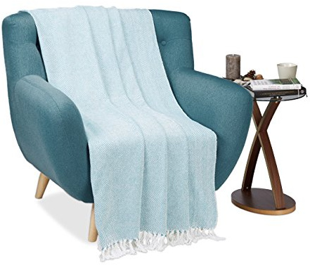 Relaxdays Wohndecke weiß-hellblau, Kuscheldecke 100% Baumwolle, Wolldecke mit Streifen-Muster, B x T: ca. 130 x 170 cm