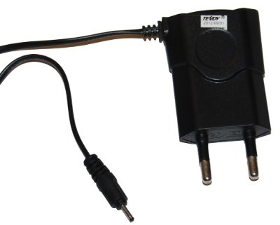 Handy reise Adapter Charger Netzteil Ladekabel Ladegerät für Nokia 2330 Classic C3-01 1616 5200 6103 1208 1650 6131 Asha 306 Asha 308 2220 Slide C6 C 6 N79 5800 Xpress Music 6300 3600 Slide 6300 N70 N73 E75 6700 Classic C7 C 7 6303 6303i C5 X6 5800 C2-03 C2 03 Dual sim 6070 6233 6600 Fold 2720 Fold X3-02 X1-01 X01 X1 01 6131 N73 6280 6288 7373 6111 N95 5300 E75 6700 Classic 1800 X3 5300 6210 Navigator 6234 C2-00 C2 00 101 6220 Classic 6210 Navigator N79 5800 Xpress Music 6300 N70 N73 6280 6288 7373 6111 N70 N73 6280 5000 7373 7360 5000 1661 5310 Xpress Music 7373 5230 XpressMusic N95 C5 X6 N96 C1-01 C1 01 5000 1661 5310 Xpress Music E5 E 5 5230 XpressMusic N95 8GB C5-03 C3-00 5000 5300 1208 1650 6131