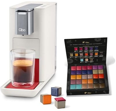 Tchibo Qbo ESSENTIAL Premium Kapselmaschine inkl. 30 recyclebare Qbo Kapseln für Espresso, Caffè und Caffè Grande, kompaktes, innovatives Design, Bright Coral