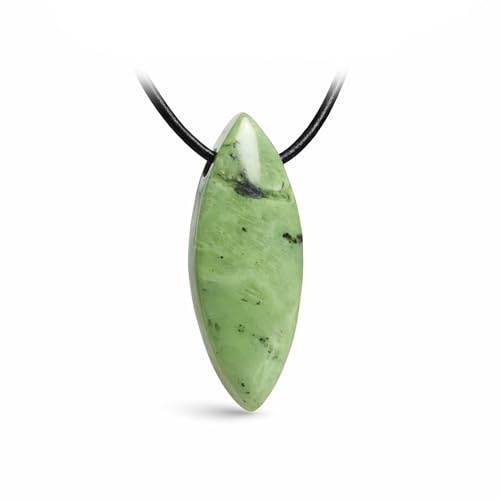 Budawi® Nephrit Navette Anhänger | gebohrter Edelstein Naturstein Anhänger | grüner Schmuck mit Lederband