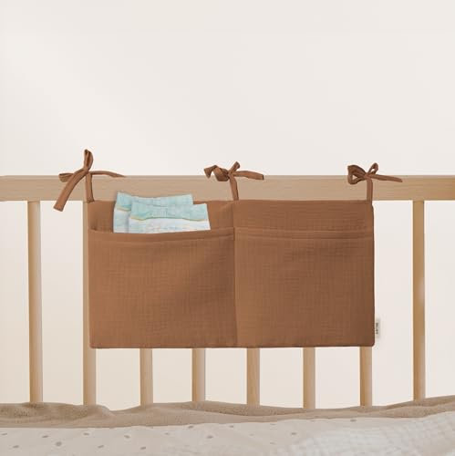 Babybett Aufbewahrungstasche aus 100% Baumwolle Musselin, für das Beistellbett, Babybett, Kinderbett. Ideal zum Verstauen von Windeln, Schnullern (Caramel)