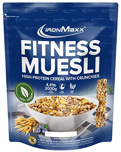 IronMaxx Fitness Müsli - Berry Mix 2kg Beutel | Veganes High Protein Müsli mit Crunchies | Reduzierter Zuckergehalt & Ballaststoffreich