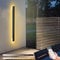 ZTWLEED Applique Murale Exterieur Dimmable,8W Luminaire Exterieur Mural avec Télécommande IP65 Étanche,Acrylique Longue Éclairage Mural D'extérieur Pour Villa Terrasse Jardin,Noir 40CM 110-240V