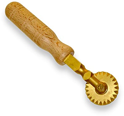 La Gondola Homemade Pasta Cutter - Festooned Wheel | Italian Pasta Making Tool for Home and Business | Brass & Natural Wood | Safe & Easy to Use Pasta Cutting Tool | Ravioli Cutter Made in Italy