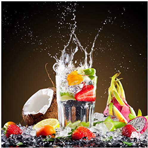 Wallario Glasbild Tropische Früchte in einem erfrischenden Drink - 55 x 55 cm Wandbilder Glas in Premium-Qualität: Brillante Farben, freischwebende Optik