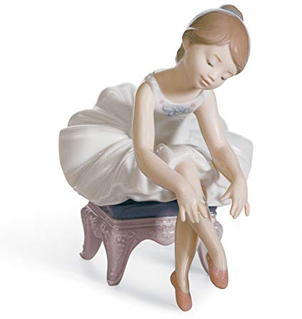 LLADRÓ Little Ballerina I Girl Figurine. Porcelain Ballerina Figure.