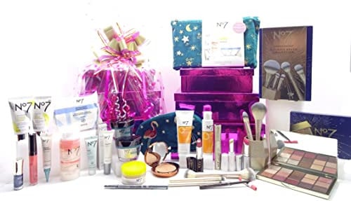 Boots No7 Beauty Blockbuster Collection Protect & Perfect Intense Advanced Skincare, Make Up, Pampering Luxury Hamper