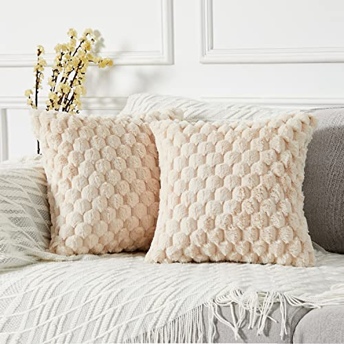Yaertun 2er Set superweiche Plüsch Kissenbezüge Kunstpelz Kissenhüllen Dekorative Sofakissen Dekokissen Weicher Zierkissenbezug für Sofa Couch Bett Wohnzimmer 50 x 50 cm Beige