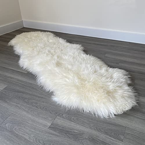 Arthur Cameron - Genuine Double-Fleece Sheepskin Rug with a Natural Suede Backing - Non-Allergenic, Extra Thick & Dense Wool with a Soft, Fluffy Texture
