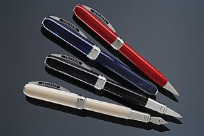 Visconti Rembrandt Fountain Pen - Black, Medium Nib 482.91M