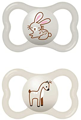 MAM Air Succhietto 6-16 Mesi (Set da 2), Ciuccio MAM 6-16 mesi per pelli sensibili e delicate, Kit da 2 accessori neonato con tettarella in silicone e porta ciuccio sterilizzatore, Neutro/Grigio