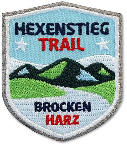 2 x Abzeichen gestickt 51 x 60 mm/Hexenstieg Harz Brocken/Harzer-Hexen-Stieg/Applikation Aufnäher Aufbügler Bügelbild Patch/Bergsteigen Wandern Klettern Reiseführer Wanderkarte Kompass