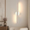 Osairous Applique da Parete Interno LED 3000K, 22W 2475LM Lampada da Parete Moderna Alluminio, 55CM Bianca Lampada a Muro Luce Calda per Camera da Letto Bagno Lampada Soggiorno Scale Corridoio