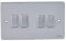 Schneider Electric Ultimate Low Profile GU1542WBC 4-facher Kippschalter, 2-Wege-Lichtschalter, 16AX, gebürstetes Chrom mit weißem Einsatz